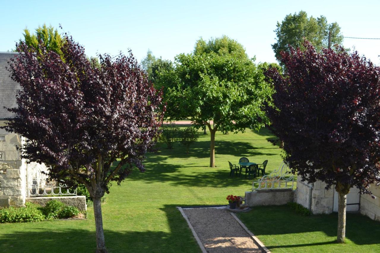 Les Chambres D Hotes Du Lavoir Restigne Exterior photo