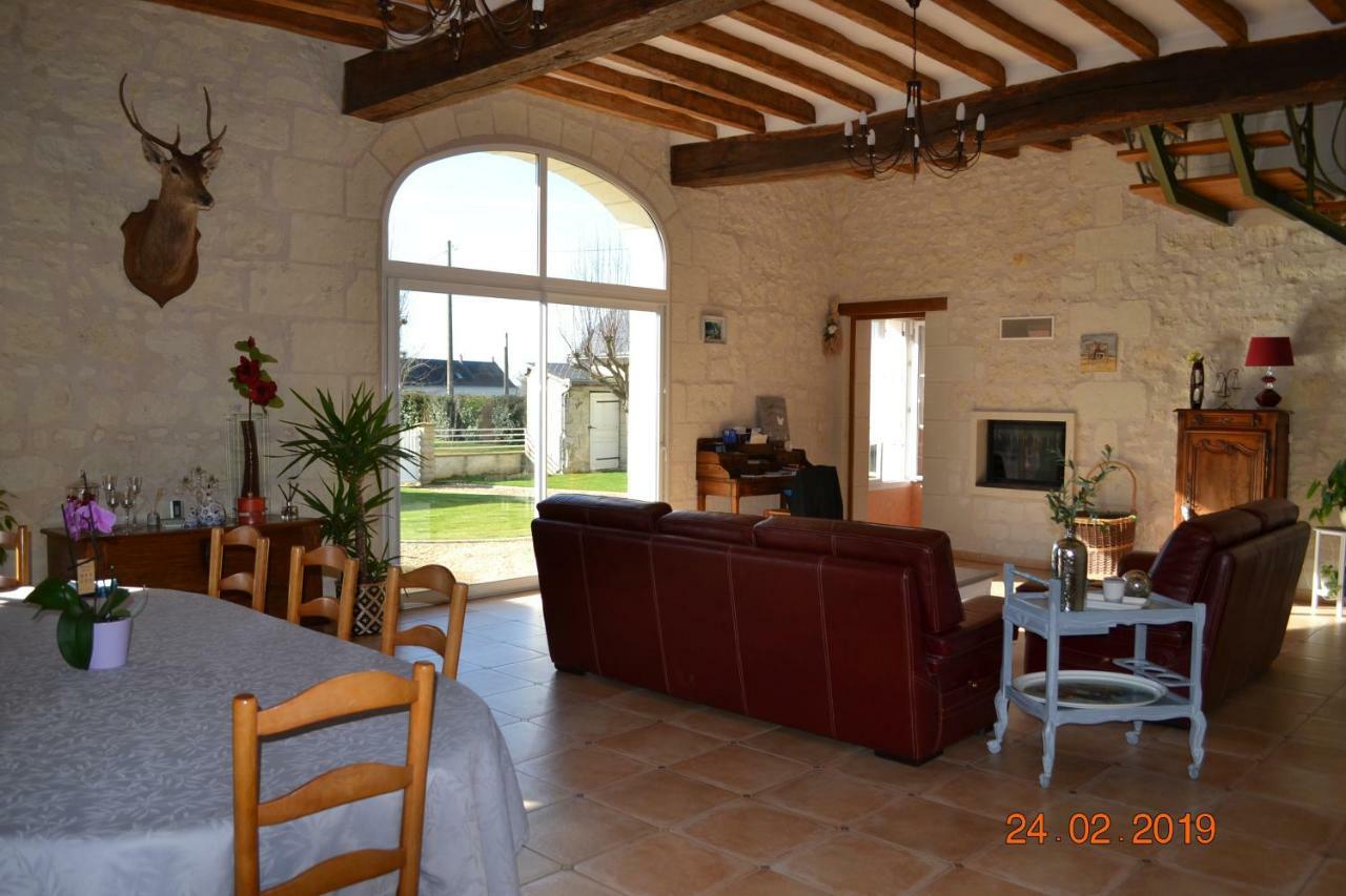 Les Chambres D Hotes Du Lavoir Restigne Exterior photo